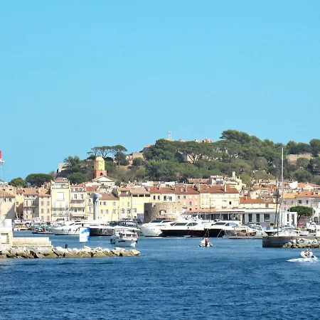 Apartment Les Carles By Interhome Saint-Tropez